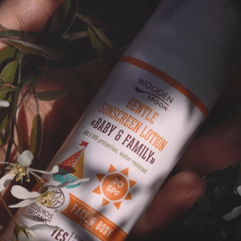 Opalovací tělové mléko Baby & Family SPF 30 Wooden Spoon 50ml