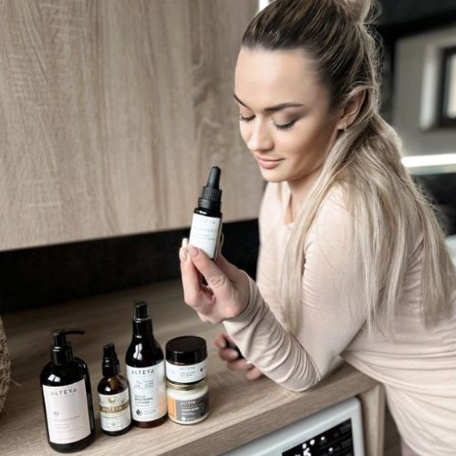 Vyživovací pleťové sérum Bio Damascena Alteya Organics 20 ml