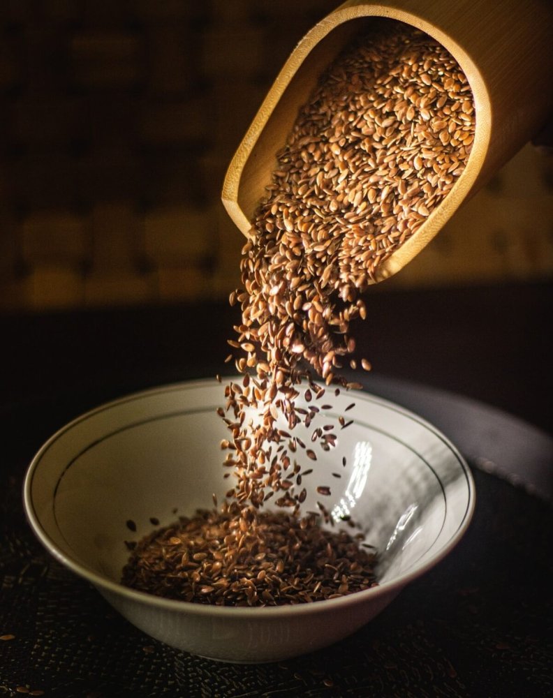 Ľanové semienka s vysokým obsahom omega 3 v miske